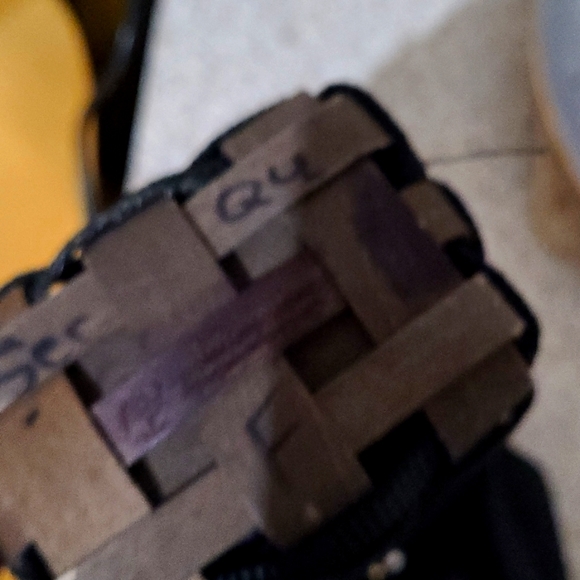 Longaberger 2008 To Go Small Buckle Bag Basket - Deep Brown / Black - Adj. Strap - Picture 6 of 6